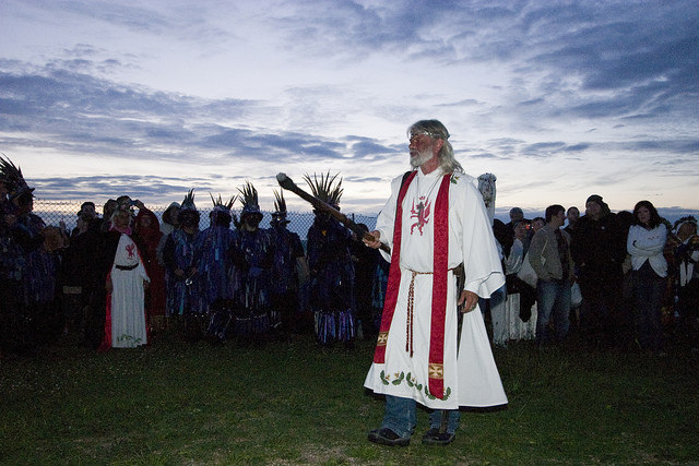 Stonehenge Summer Solstice 2010 - Druid King Arthur Pendragon