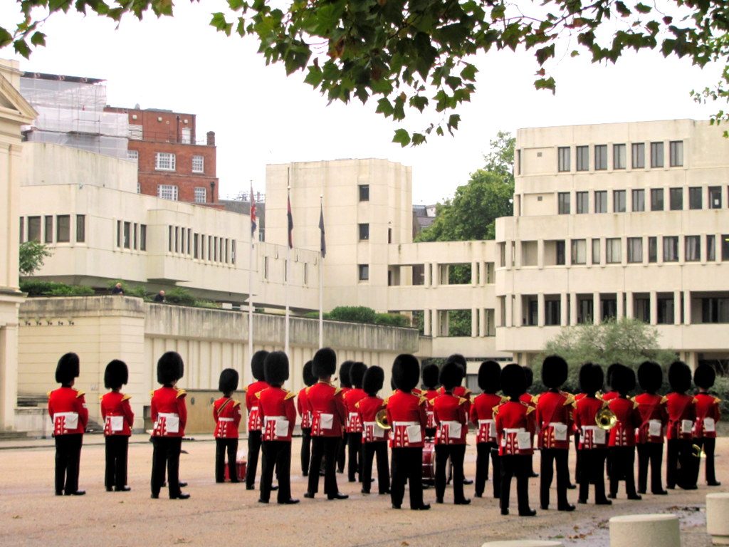 Buckingham Palace (4)
