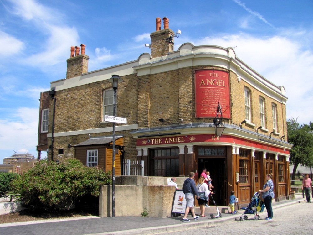 Angel pub