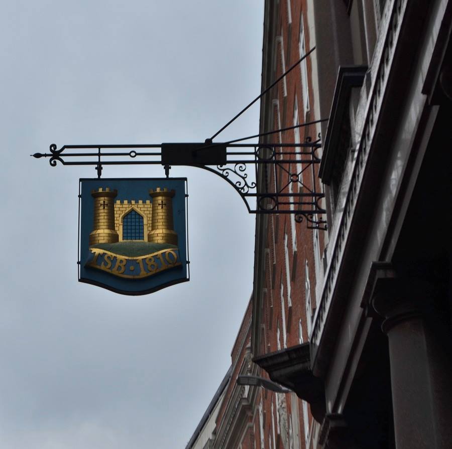 Tanya_Lombard Street_2