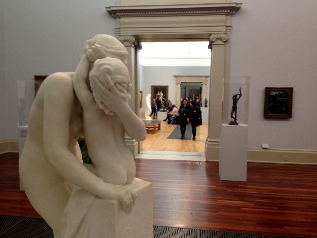 Tate (2)