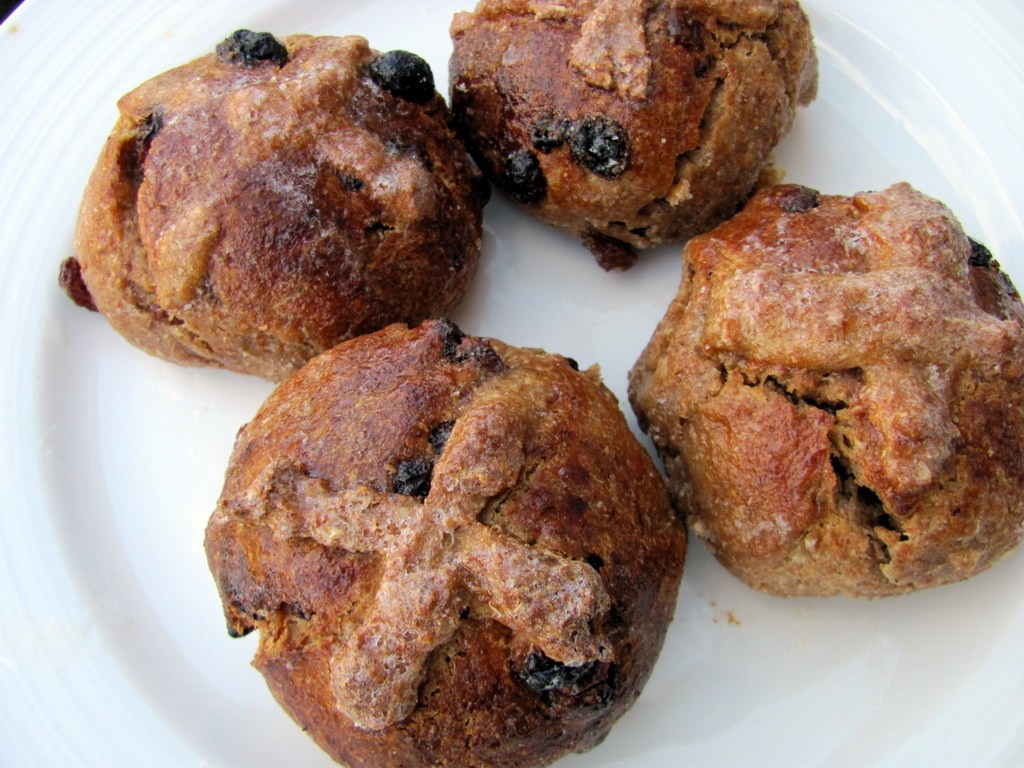 hot cross buns (2)