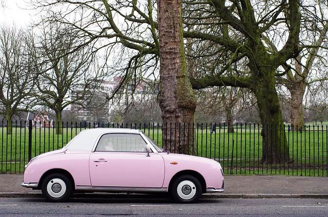 pink car